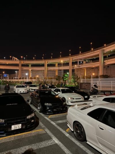 【R34】Tokyo:Private Daikoku tour in Modified R34 - Your timing: Monday–Thursday vs Friday–Sunday and why it changes the vibe