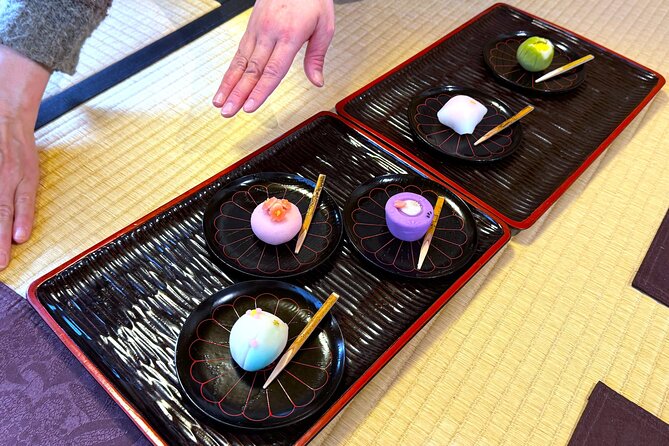 A perfect Japanese experience: Tea Ceremony and Mochi Forming - What Happens to Your Wagashi After the Class
