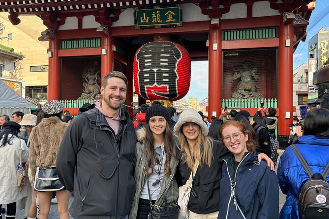 Asakusa: 2-hour history exploration - Kaminarimon and Nakamise: How the Thunder Gate Sets the Tone