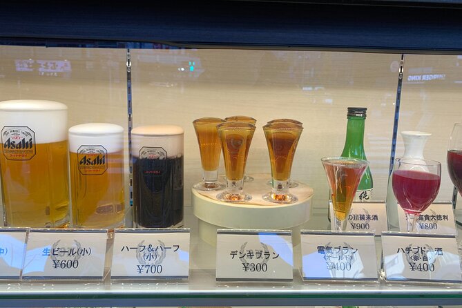 Asakusa: Culture exploring bar visits after history tour - Nakamise, Hozomon, and the gate-to-gate rhythm