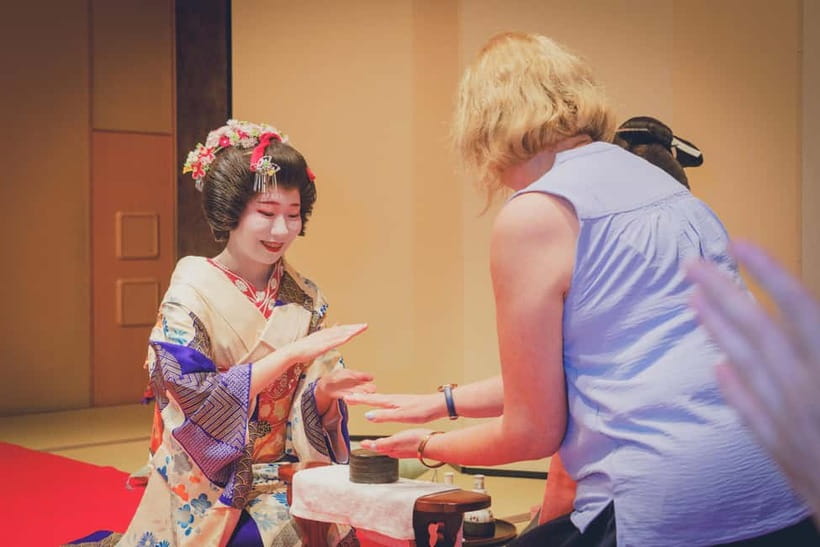 Asakusa: Geisha Performance and Tea House Experience - Ozashiki-Asobi Game Konpira Fune Fune: Laughing Like the Room Is Yours