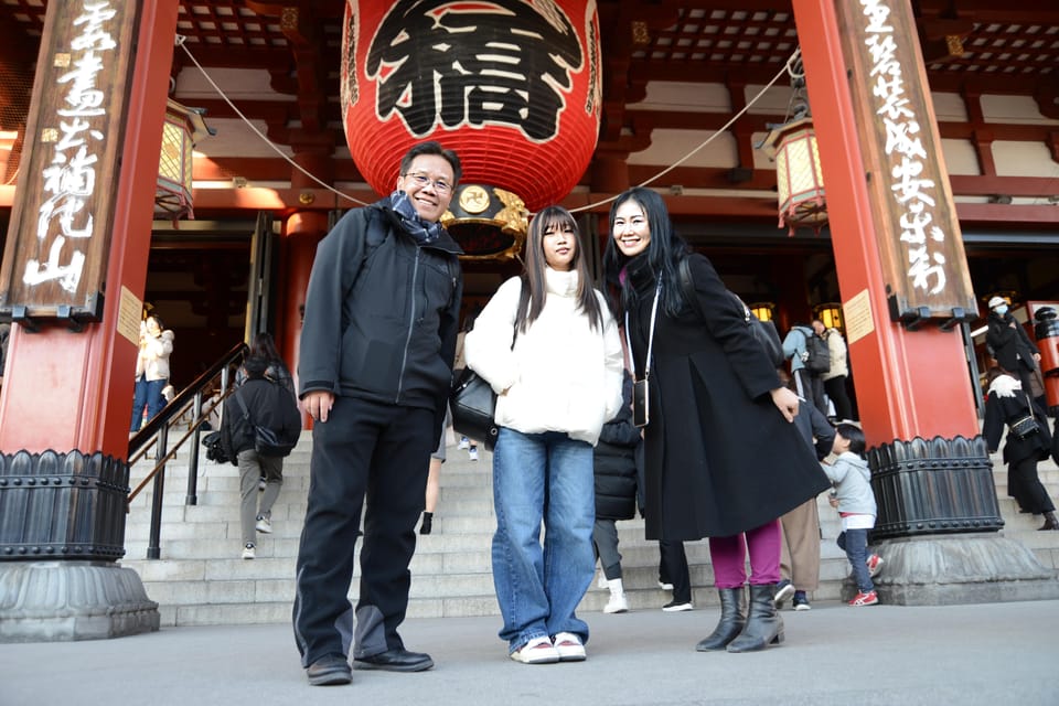 Asakusa Historical And Cultural Food Tour With A local Guide - Nakamise Shopping Street: 30 minutes of snacks and people-watching