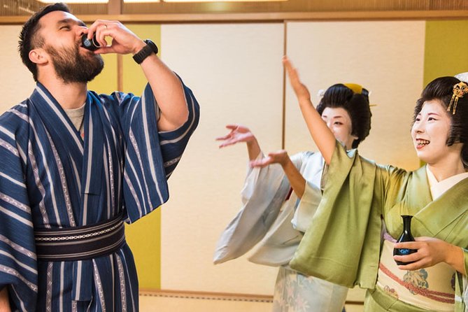 Authentic Geisha Performance with Dinner in Tokyo - Who this geisha dinner suits best (and who should rethink)