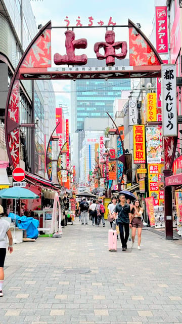 Awesome Private Tour: Tsukiji, Asakusa, Shinjuku, Shibuya - A private Tokyo sweep that still feels personal