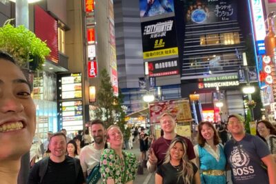 Bar Hopping Tour with a local Guide in Shinjuku - Meeting point and timing: start easy, end close
