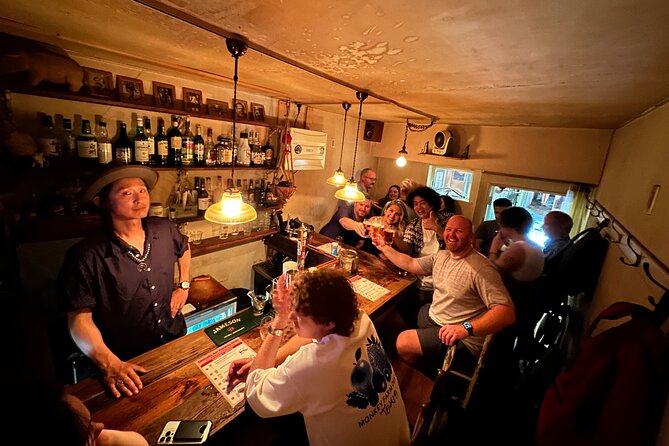 Bar Hopping Tour with a local Guide in Shinjuku - The guide matters: Shingo-style pacing and communication