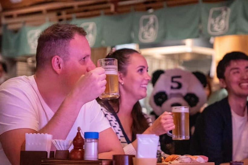 Bon Dance IZAKAYA in Shinjuku, Tokyo - The small-group format: why only 6 participants matters