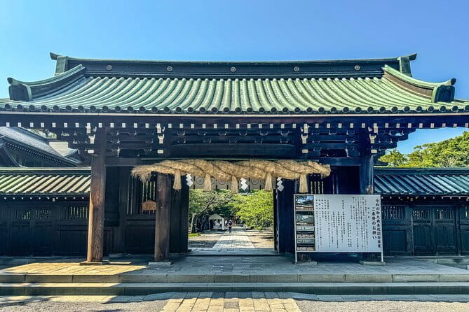 Bullet Train Experience & Mishima Shrine Private Tour from Tokyo - Rakujuen Park: Ponds, Streams, Historical Buildings, and a Park You Can Enjoy