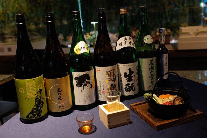 Cherry blossom & Japanese Sake Tasting in Shinjuku - Meeting at a house with flowers: get oriented fast