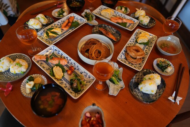 Cook Everyday Japanese Home Meals with Your Tokyo Moｍ - The hands-on classics: onigiri, tamagoyaki, and seasonal sides