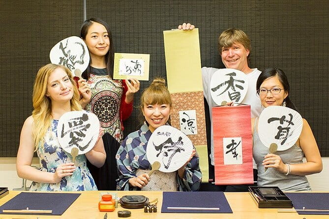 Daruma Workshop by Making your Own Japanese Souvenir in Shinjuku - More than daruma: mizuhiki charms and maiko bookmarks options