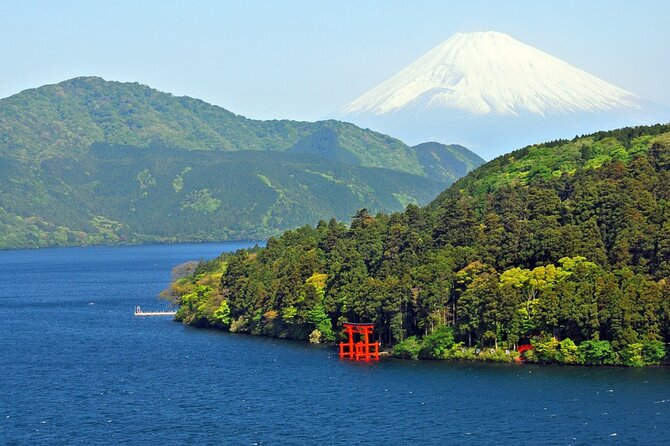 Day Trip To Mount Fuji and Hakone from Tokyo with English Guide - Lake Kawaguchiko and Oishi Park: Where You Chase Fuji’s Best Light