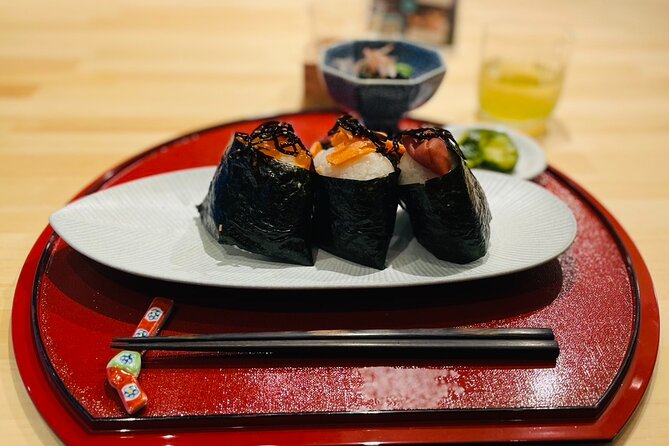 Discover Japanese Umami: Onigiri & Dashi Masterclass in Tokyo - Three Dashis Taught Up Close: Kombu, Katsuobushi, and Awase Compared