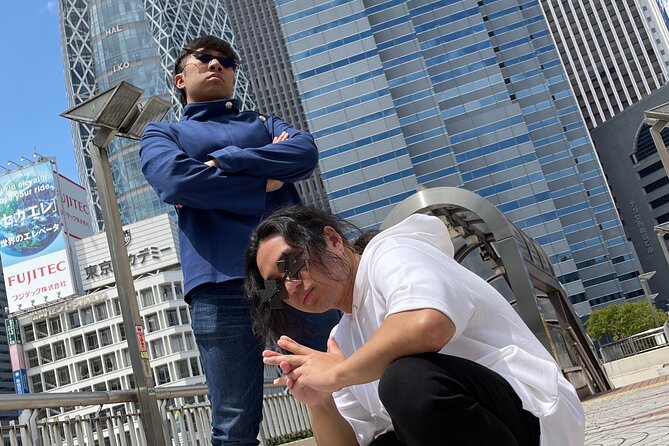 Discover Tokyo: 3-Hour Private Guided Photo Walking Tour - Shinjuku: classic Tokyo chaos, guided into better angles