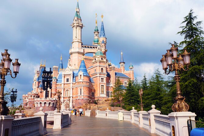 DisneyLand/Sea Ticket & Private Morning Ride from Hotel in Tokyo! - How the 8:00 am Hotel Pickup Actually Changes Your Day