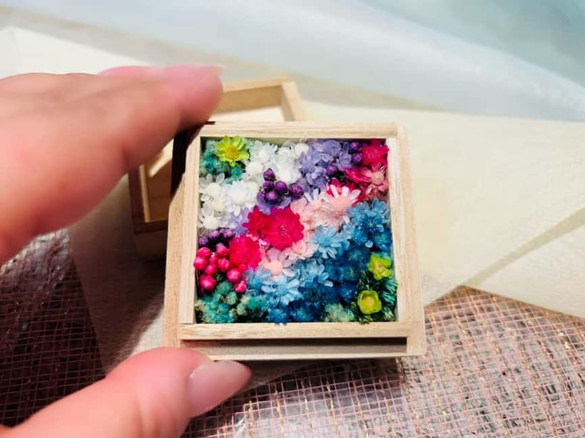 Experience Crafting a Flower-Adorned Mini Japanese Garden - Why This Flower-Box Workshop Feels Like a Diorama in Shinjuku