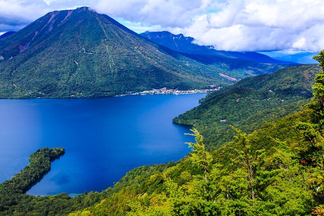 Experience Nature and Culture Private Day Tour in Nikko - Stop 2: Shinkyo Bridge at the Entrance to the Sacred Area