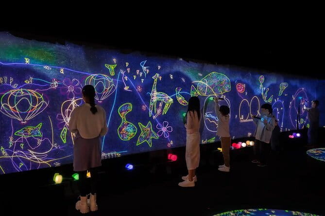Experience TeamLab Planets in Tokyo - teamLab Planets Tokyo Is a Tech-Art Walk-Through (Not a Lecture)