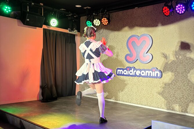 Explore Maidreamin Akihabara Walking Tour - Stop 4: 福福トレカ秋葉原店 for Pokémon and Yu-Gi-Oh rarity