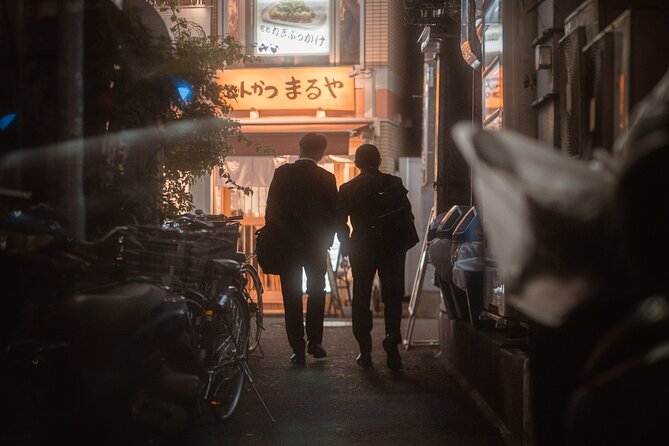 Explore Unique Tokyo Streets / Learn with a Pro Photographer - Key Highlights That Matter