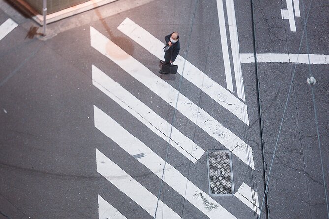 Explore Unique Tokyo Streets / Learn with a Pro Photographer - Street Shooting Philosophy: Framing, “What to Look For,” and Turning Noise Into Art