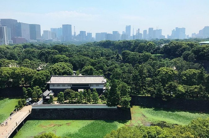 From the Imperial Palace to Odaiba : Time travel to Tokyo - Tokyo International Forum: glass-and-steel modernity at a slower pace