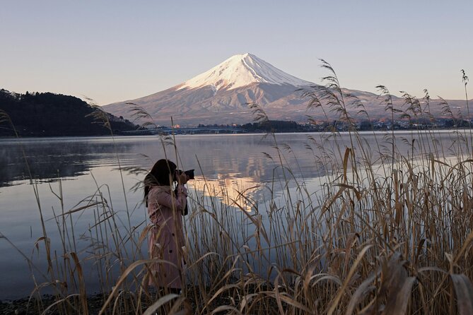 Full Day Private Tour to Mt Fuji by Luxury Vehicle - Saiko Iyashi no Sato Nemba: traditional houses by Lake Saiko