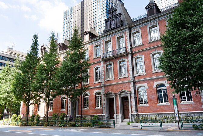 Imperial Palace or Edo Castle Time Trip Learning Walking Tour - From Tokyo Station to Edo in 2.5 hours