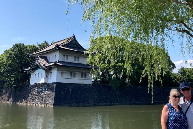 Imperial Palace or Edo Castle Time Trip Learning Walking Tour - A note on the guides and the meeting point