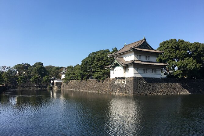 Imperial Palace to Tokyo Station Historical Walking Tour - Ninomaru Garden and Suwa-no-chaya: When Calm Tells You Things
