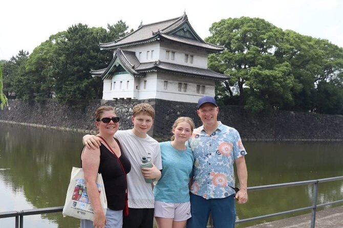 Imperial Palace Tour: Discover Samurai History with a Local Guide - Stop 1: Sakurada Tatsumi Yagura watchtower (Edo-era survivor)