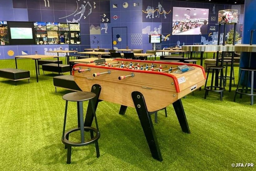 Japan Football Association museum tour at 「blue-ing!」 - Price and value: $25 for guided entry plus a drink