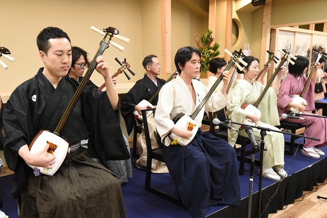 Japanaese tradtional Tsugaru Shamisen music lesson in Tokyo - Who you’ll learn from: attention from a professional musician