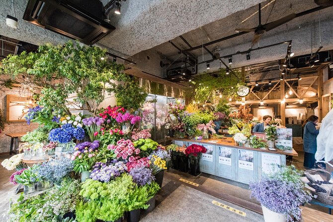 Japanese flower arranging (Ikebana) Experience/Workshop in Tokyo - Getting to the Workshop: Kōjimachi Meeting Point and Mobile Ticket