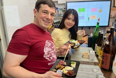Japanese Sake Tasting and Masu Crafting Experience in Tokyo - Learning sake basics in plain English (and why styles taste different)
