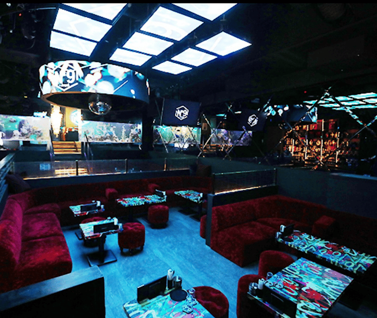 Kabukicho, Shinjuku: experiencing Japanese Host Club - The one-hour flow at 20:00 or 21:30