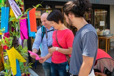 Kamakura Day Trip from Tokyo with a Local: Private & Personalized - Building Your Day with a Local Host (and Handling Crowds)