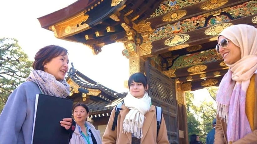 Kyoto: Nijo Castle World Heritage Guided Tour with Admission - Simple tips to make the shoes-off palace visit easy