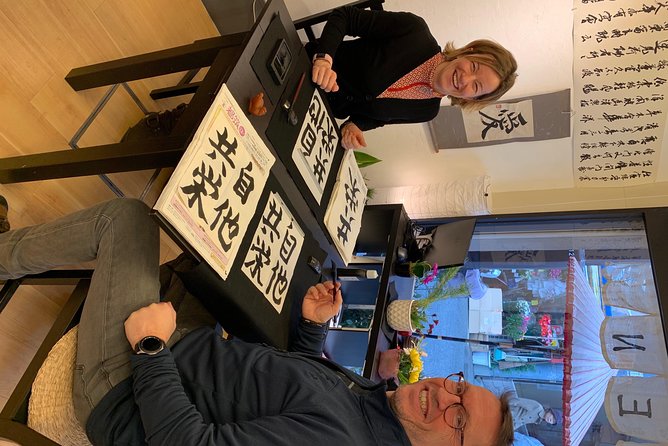 Let's experience calligraphy in YANAKA, Taito-ku, TOKYO !! - Your Shikishi Keepsake (and the T-Shirt Option)