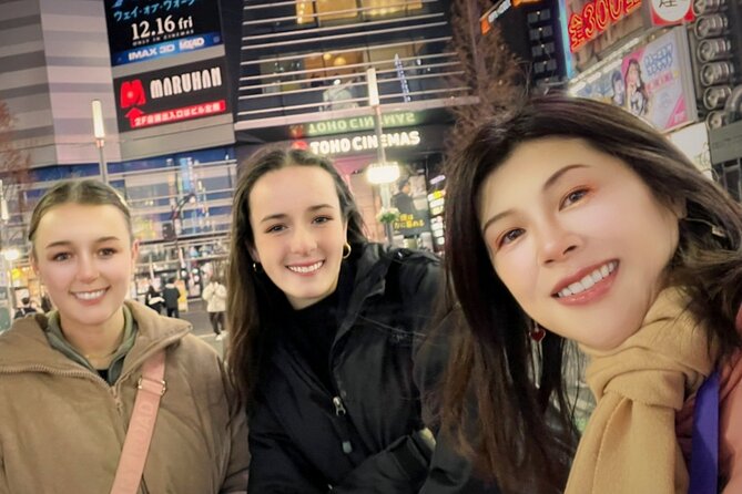 Licensed Guide Shinjuku Dramatic Tour (Tokyo) - Omoide no Nukemichi: the odd-looking photo stop