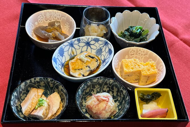 Make Rice Balls and Enjoy a Japanese Home-Style Lunch in Yanaka - Onigiri 101: shaping rice balls with toppings, pickles, and sprinkles
