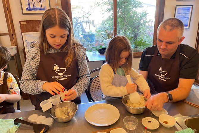 Make Rice Balls and Enjoy a Japanese Home-Style Lunch in Yanaka - Table setting, photo time, and the moment you sit down to eat