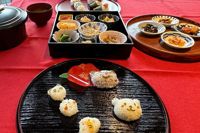 Make Rice Balls and Enjoy a Japanese Home-Style Lunch in Yanaka - What it’s like for families and mixed groups