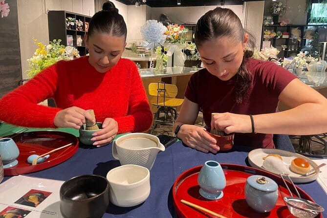 Matcha Making Experience in Shinjuku - What you’ll do: whisk, prepare, and understand the ritual