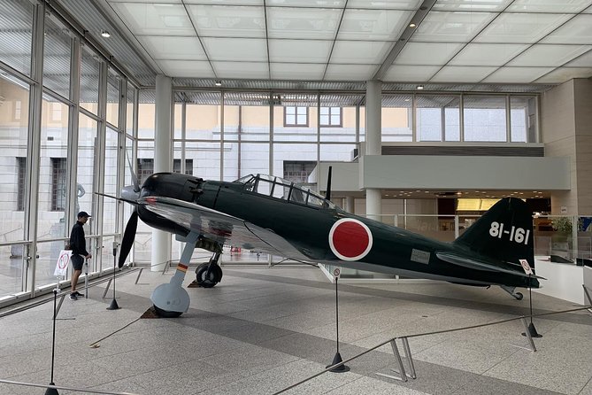 Modern Japanese History Tour in Tokyo - Stop 1: Yasukuni Shrine—memorial space and the meaning of war dead