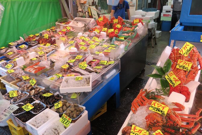 Morning Market Adventure: Toyosu & Tsukiji with Tuna Auction - Private guide advantage: what you gain beyond a simple market walk