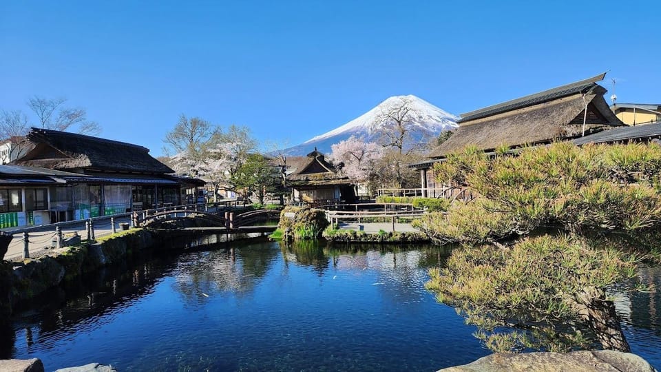 Mount Fuji and Hakone Day tour with English speaking Drivers - Oshino Hakkai and the Fuji Shrine Stops