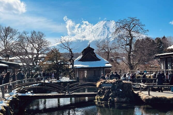 Mount Fuji Full Day Tour form Tokyo Lake Kawaguchi & Yamanaka - Stop 5 and 6 together in your head: Chureito Pagoda viewpoint at Arakurayama