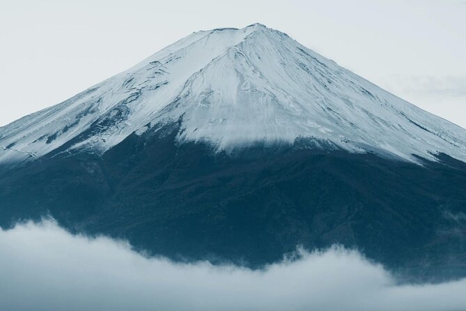 Mount Fuji Private Tour With English Speaking Driver - Shrines and sacred viewpoints: Fujiyoshida Sengen Jinja