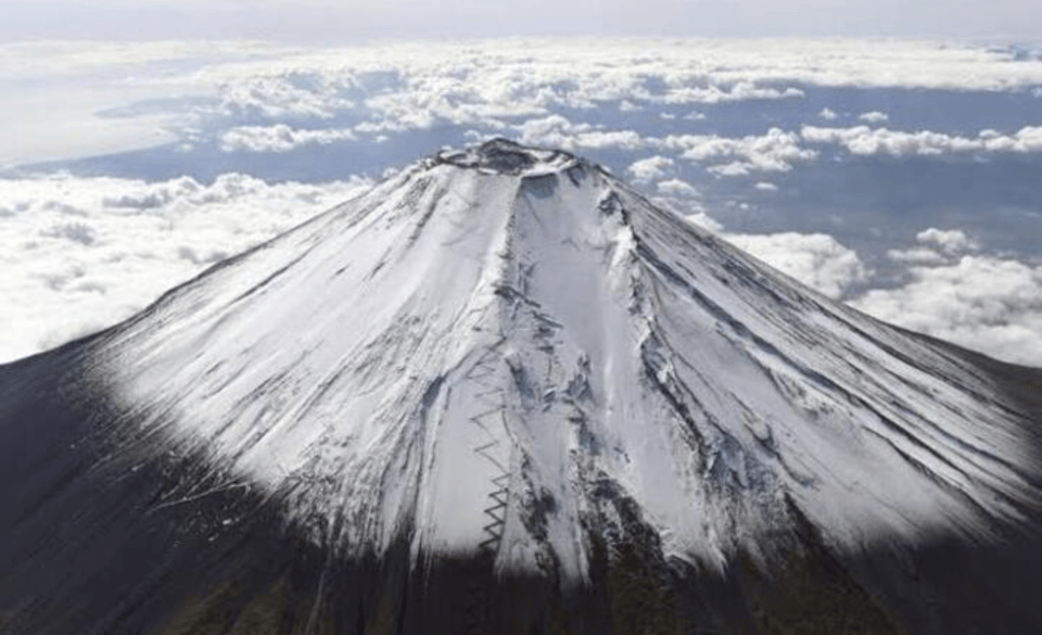 Mount Fuji Sightseeing tour with English speaking guide - Owakudani Valley, Hakone, and Lake Ashi: the volcanic side of Mt. Fuji country
